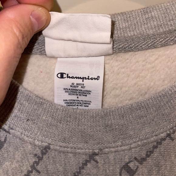 Cropped Champion fleece sweatshirt Large gray grey like new - Picture 5 of 5